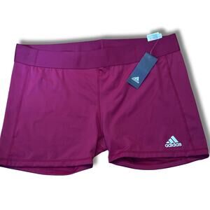 Adidas women gym shorts 2XL new with tag